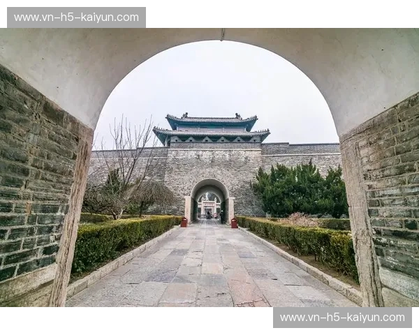 青岛vs山东：一场关于“洋气”与“厚重”的灵魂拉锯战，谁才是真正的“齐鲁天花板”？